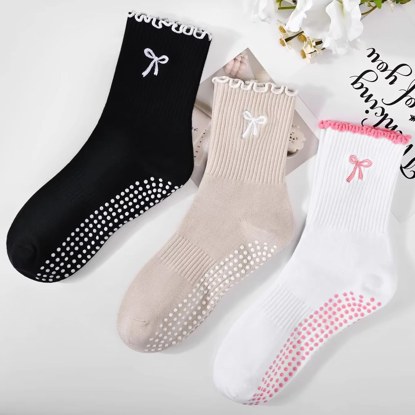 3 Pairs of Anti-Slip Grip Pila - Medias Para Pilates Y Yoga review and price